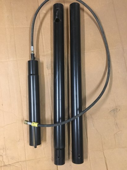 (image for) 3 Piece Tiki Torch Pole with rubber gas line - Click Image to Close